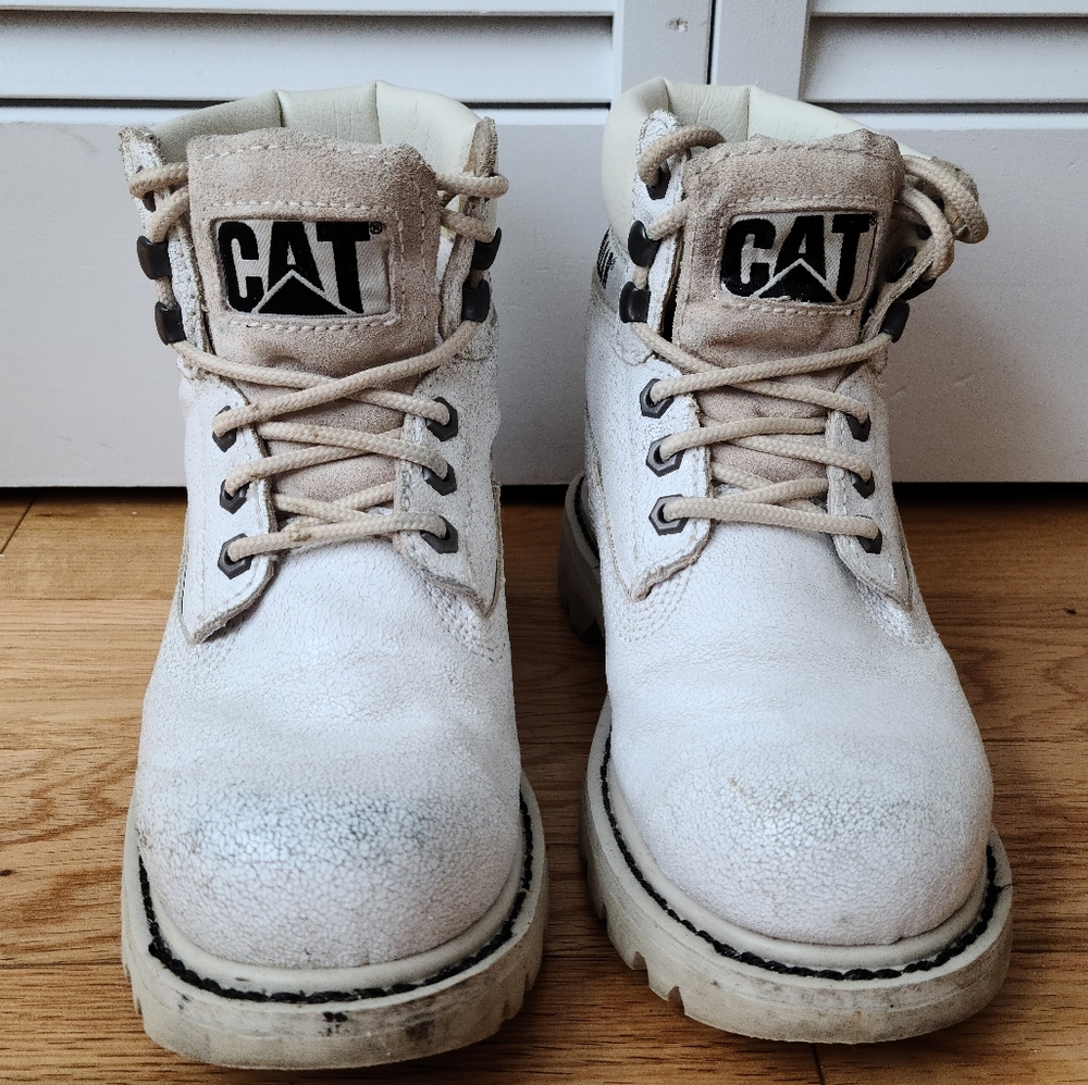 White Caterpillar Worker Boots Size 7